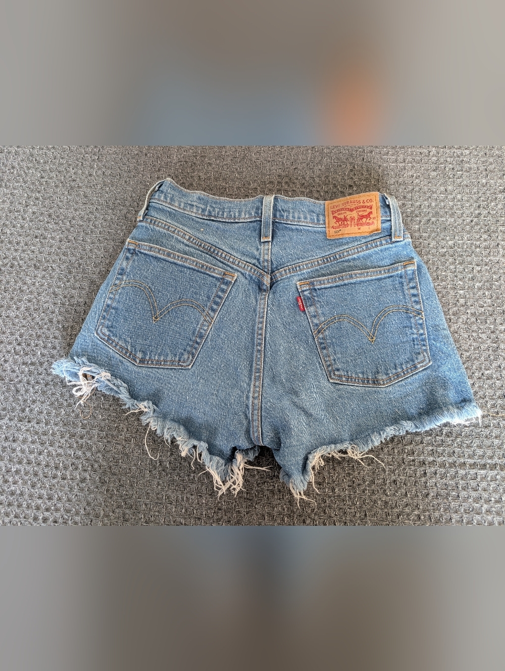 501 Levi's Women's Blue Denim Cutoff Shorts